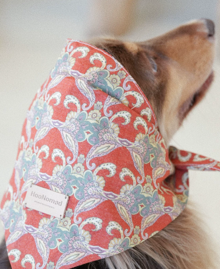 VintagePaw Plaid Triangle Scarf